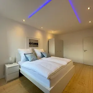 Apartment Wh Immobilien Design Rainshower, Hannover