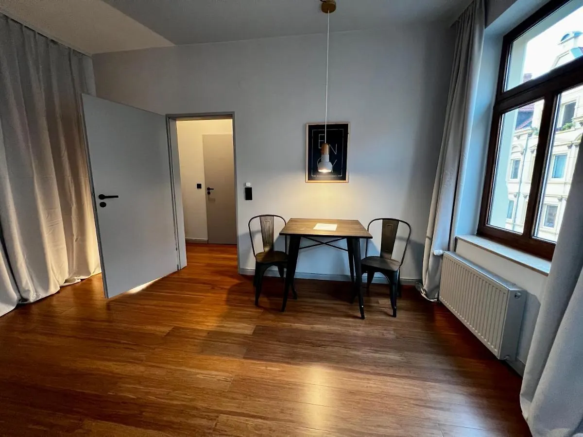 Elegant And Relaxing Nordstadt Studio Hannover Germany